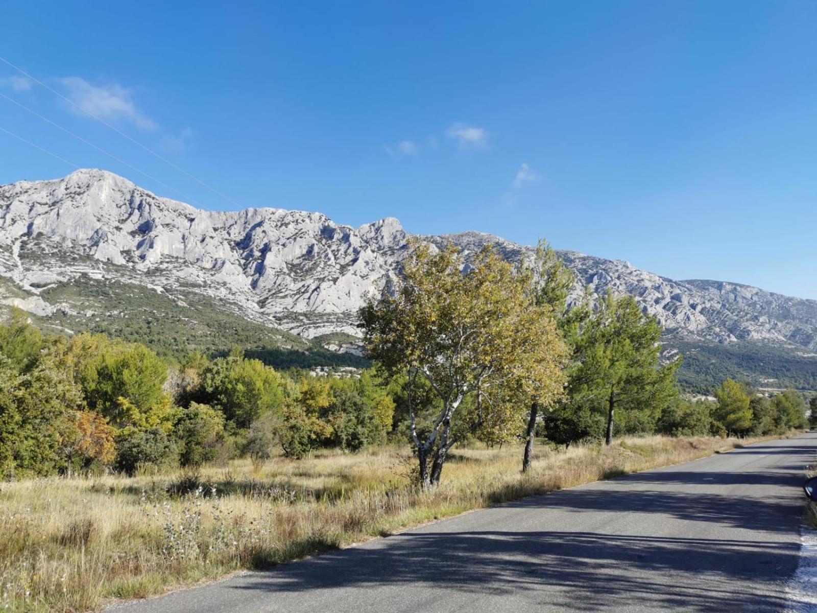 Studio Nuitee En Provence 2 Éguilles Eksteriør bilde